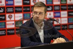 2.BL; FC Ingolstadt 04 - Training, neuer Cheftrainer Rüdiger Rehm, Pressekonferenz, Pressesprecher Felix Gärtner (FCI)