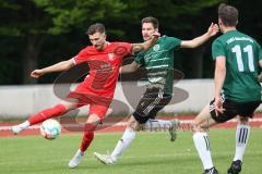 Bezirksliga - Saison 2022/2023 - FC Fatih Ingolstadt - VSST Günzelhofen - Tomislav Marinovic rot Fatih - Heiko Roth grün Günzelhofen mitte - Foto: Meyer Jürgen