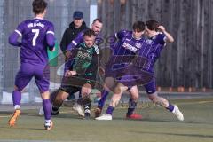 Freundschaftsspiel - Saison 2025/26- TSV Gaimersheim - VFR Neuburg - Denis Janjic (Nr.31 - TSV Gaimersheim) - Maximilian Christl lila Neuburg dahinter - Sandi Omanovic lila Neuburg rote Schuhe  - Razvan Burla lila Neuburg weisse Schuhe - Foto: Meyer Jürge