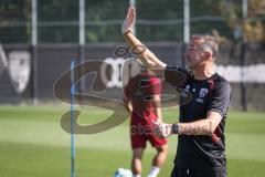 3. Liga - Saison 2026/27 - 1. Trainingseinheit mit Achim Beierlorzer - Cheftrainer Achim Beierlorzer (FCI) - XXXXX - Foto: Meyer Jürgen