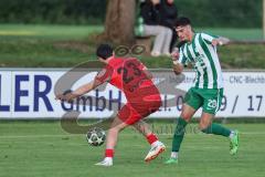 Landesliga - Saison 2025/26 - SV Manching - TSV Dachau  - Leon Peric (Nr.20 - SV Manching) - Kerim Özdemir rot Dachau - Foto: Meyer Jürgen