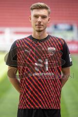Benjamin Kanuric (8, FCI);  FC Ingolstadt 04;
3.Liga, Porträttermin 2023/2024