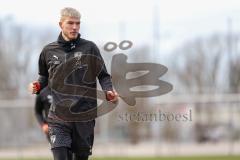 3. Liga; FC Ingolstadt 04 - Trainingsauftakt im Audi Sportpark, Trainingsgelände; Benjamin Kanuric (8, FCI)