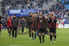 2.BL; Hamburger SV - FC Ingolstadt 04; Niederlage, hängende Köpfe 3:0, Spieler bedanken sich bei den Fans, Marcel Gaus (19, FCI) Fatih Kaya (9, FCI) Dominik Franke (3 FCI)