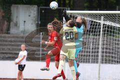 2. Fußball-Liga - Frauen - Saison 2022/2023 - FC Ingolstadt 04 - TSG Hoffenheim - Torwart Daum Anna-Lena (Nr.22 - FC Ingolstadt 04 ) - Backhaus Lina gold Hoffenheim - Foto: Meyer Jürgen