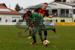 BZL - Oberbayern Nord - SV Manching - SV Kasing -  Ousseynou Tamba (#10 Manching) - Seferovic Dzenis rot Kasing - Foto: Jürgen Meyer