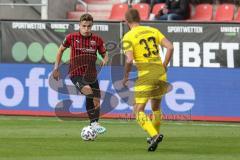 Relegation 1 - FC Ingolstadt 04 - VfL Osnabrück - Dennis Eckert Ayensa (7, FCI) Beermann Timo (33 VfL)  Zweikampf