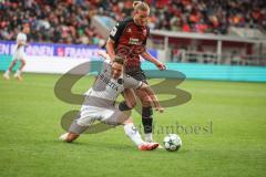 3. Liga - Saison 2026/27 - FC Ingolstadt 04 - SV Wehen Wiesbaden - Vinko Sapina (Nr.41 - FCI) - Lukas Schleimer (Nr.7 - Wehen/Wiesbaden) - Foto: Meyer Jürgen