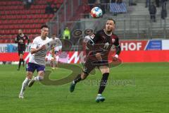 2.BL; FC Ingolstadt 04 - Erzgebirge Aue; Patrick Schmidt (32, FCI) Kühn Nicolas (11 Aue)