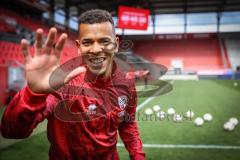 3. Liga; FC Ingolstadt 04 - SV Waldhof Mannheim; vor dem Spiel Marcel Costly (22, FCI)