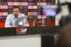 2. Fußball-Liga - Pressekonferenz - Vorstellung Cheftrainer Roberto Pätzold und Manager Profifußball Malte Metzelder - Saison 2021/2022 - FC Ingolstadt 04 - Manager Profifußball FCI Malte Metzelder - Foto: Meyer Jürgen