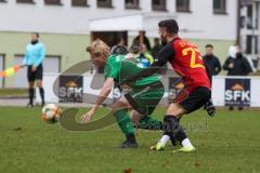 BZL - Oberbayern Nord - SV Manching - SV Kasing -  Rainer Meisinger (#19 Manching) - Reichenberger Fabian rot Kasing - Foto: Jürgen Meyer