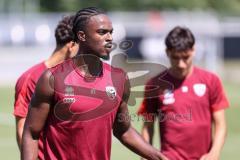3. Liga; FC Ingolstadt 04 - Trainingsauftakt, erstes Training nach der Sommerpause; Donald Nduka (27, FCI)