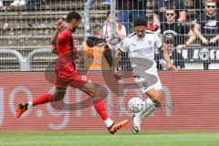 3. Liga; FC Viktoria Köln - FC Ingolstadt 04; Zweikampf Kampf um den Ball Justin Butler (31, FCI) Siebert Jamil (20 Köln)