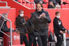 2.BL; FC Ingolstadt 04 - SC Paderborn 07; Cheftrainer Rüdiger Rehm (FCI) an der Seitenlinie, Spielerbank