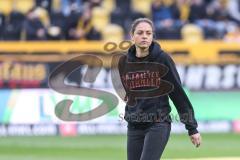 3. Liga; Dynamo Dresden - FC Ingolstadt 04; vor dem Spiel Cheftrainerin Sabrina Wittmann (FCI)