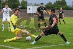 Bayernliga Süd - Saison 2021/2022 - FC Ingolstadt 04 II - SV Donaustauf - Görtler Patrick (#9 FCI) spielt den Pass auf Götzendörfer Mario (#23 FCI) der zum 1:2 Anschlusstreffer trifft - David Paulus Torwart Donaustauf - Foto: Meyer Jürgen