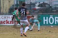 Bezirksliga - Saison 2024/25 - FC Gerolfing - FC Fatih Ingolstadt - David Simm (Nr.19 - FC Gerolfing) - Torwart Marco Ernhofer (Nr.22 - FC Fatih) - Foto: Meyer Jürgen