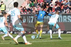 2.BL; FC Ingolstadt 04 - FC Schalke 04; Merlin Röhl (34, FCI) Thiaw Malick (33 S04)