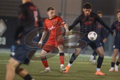 *** Bayernliga Nord - Saison 2025/26 - FC Ingolstadt 04 II - ASV Neumarkt - Ognjen Draculic (Nr.9 - FC Ingolstadt II) - Selim Mjaki rot Neumarkt - Foto: Meyer Jürgen