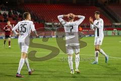 2.BL; 1. FC Nürnberg - FC Ingolstadt 04; Tor verfehlt, ärgert sich Dennis Eckert Ayensa (7, FCI) Filip Bilbija (35, FCI) Merlin Röhl (34, FCI)