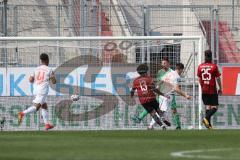 3. Liga - FC Bayern 2 - FC Ingolstadt 04 - Elfmeter Tor für FCB, Waidner Dennis (44 FCB) Torwart Fabijan Buntic (24, FCI) Francisco Da Silva Caiuby (13, FCI) Jonatan Kotzke (25 FCI)