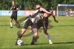 Bezirksliga - Saison 2025/26 - TSV Ober./Unterhaunstadt - VFR Garching - Oliver Günther - TSV Ober-/Unterh.stadt) - Luca Monetti schwarz Garching - Foto: Meyer Jürgen