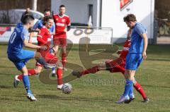 Kreisliga - Saison 2022/2023 - TSV Baar/Ebenhausen - SV Hundszell - Manuel Wittmann #10 Hundszell - Mario Edler rot rechts Ebenhausen - Foto: Meyer Jürgen