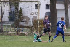 Kreisklasse - Saison 2024/25- TSV Großmehring - FC Geisenfeld - Der 2:2 Ausgleichstreffer durch Lukas Kellermann grün Geisenfeld - Maximilian Förstl Torwart Großmehring - jubel - Foto: Meyer Jürgen