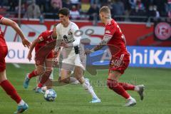 2.BL; Fortuna Düsseldorf - FC Ingolstadt 04; Zweikampf Kampf um den Ball Merlin Röhl (34, FCI) de Wijs Jordy (30 DUS)