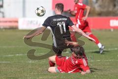 Kreisklasse - Saison 2024/25- Türkisch SV Ingolstadt - TSV Gaimersheim II - Carlo Leilich schwarz Gaimersheim - Muhammed Özgen rot Türkisch - Foto: Meyer Jürgen