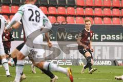 2.BL; FC Ingolstadt 04 - Hannover 96; Flanke Christian Gebauer (22, FCI)