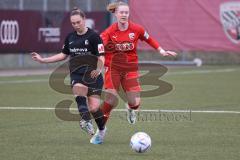 2. Fußball-Liga - Frauen - Saison 2022/2023 - FC Ingolstadt 04 - SC Freiburg II - Nina Penzkofer (Nr.29 - FCI Frauen) - Axtmann Alina schwartz links Freiburg - Foto: Meyer Jürgen