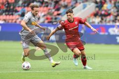 3. Liga; FC Ingolstadt 04 - SSV Jahn Regensburg; Zweikampf Kampf um den Ball Mads Borchers (9, FCI) Strauss Felix (4 SSV)