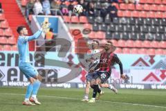 3. Liga; FC Ingolstadt 04 - SV Sandhausen; Torchance verpasst Yannick Deichmann (20, FCI) Torwart Richter David (18 SVS)