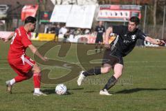 Kreisklasse - Saison 2024/25- Türkisch SV Ingolstadt - TSV Gaimersheim II - Daniel Drotleff rot Türkisch - Simon Gelbmann schwarz Gaimersheim - Foto: Meyer Jürgen