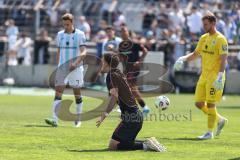 3. Liga; TSV 1860 München - FC Ingolstadt 04; Max Besuschkow (17, FCI) Torchance verpasst beschwert sich Torwart Dähne Thomas (21 TSV) #Voet Siemen (3 TSV)