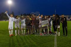 Toto Pokal; Halbfinale; FV Illertissen - FC Ingolstadt 04; Einzug ins Toto Pokal Finale mit Scheck Tobias Schröck (21, FCI) Lukas Fröde (34, FCI) Max Dittgen (10, FCI) Torwart Marius Funk (1, FCI) Ognjen Drakulic (30, FCI) David Kopacz (29, FCI) Torwart-T