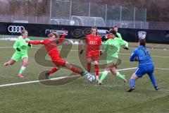 2. Frauen-Bundesliga - Saison 2021/2022 - FC Ingolstadt 04 - VFL Wolfsburg II - Wagner Melanie Torwart Wolfsburg - Maier Ramona (#18 FCI) - Fritz Anna-Lena (#19 FCI) - Gholami Hasti Wolfsburg grün - Foto: Meyer Jürgen