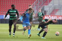 2.BL; Testspiel; FC Ingolstadt 04 - SpVgg Greuther Fürth; Dennis Eckert Ayensa (7, FCI) Barry Abdourahmane (32 Fürth) Bauer Maximilian (4 Fürth)