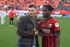 3.Liga - Saison 2022/2023 - FC Ingolstadt 04 -  SV Meppen - Hans Nunoo Sarpei (Nr.14 - FCI) rechts - Felix Keidel links FC Ingolstadt - Foto: Meyer Jürgen