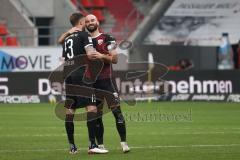 2.BL; FC Ingolstadt 04 - SG Dynamo Dresden; Sieg Jubel Freude nach dem Spiel 3:0, Nils Roeseler (13, FCI) Nico Antonitsch (5, FCI)