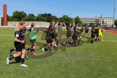 2. Frauen-Bundesliga - Saison 2021/2022 - FC Ingolstadt 04 - TSG 1899 Hoffenheim - Jubel - Der Klassenerhalt ist geschafft - Foto: Meyer Jürgen