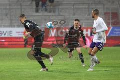 2.BL; FC Ingolstadt 04 - Erzgebirge Aue; Zusammenspiel, Florian Pick (26 FCI) Stefan Kutschke (30, FCI) Cacutalua Malcolm (21 Aue)