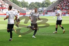 3. Liga; Rot-Weiss Essen - FC Ingolstadt 04; vor dem Spiel Aufwärmtrikot Puma stronger together, Marcel Costly (22, FCI) Pascal Testroet (37, FCI) Tobias Bech (11, FCI)