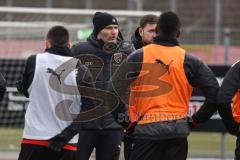 3. Liga; FC Ingolstadt 04 - Neuer Trainer Cheftrainer Guerino Capretti (FCI), erstes Training rechts Co-Trainer Thomas Miller (FCI)