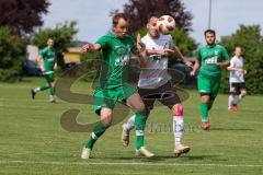 Kreisliga - TSV Baar Ebenhausen - TSV Gaimersheim - Christopher Geyer weiss Ebenhausen - Florian Ihring grün Gaimersheim - Foto: Jürgen Meyer