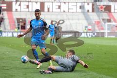 2.BL; FC St. Pauli - FC Ingolstadt 04, Nassim Boujellab (8, FCI) Medic Jakov (18 Pauli)