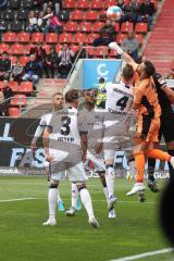 2. Fußball-Liga - Saison 2021/2022 - FC Ingolstadt 04 - Hamburger SV - Daniel Heuer Fernandes Torwart (#1 HSV) - Nikola Stevanovic (#15 FCI) - Foto: Meyer Jürgen