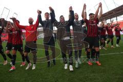 3.Liga - Saison 2022/2023 - FC Ingolstadt 04 -  SV Meppen - die Spieler bedanken sich bei den Fans - jubel - tanzen -  Foto: Meyer Jürgen